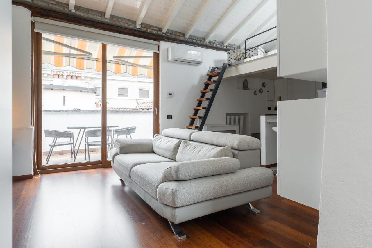 In Our Home By Holiday Solutions Комо Екстериор снимка